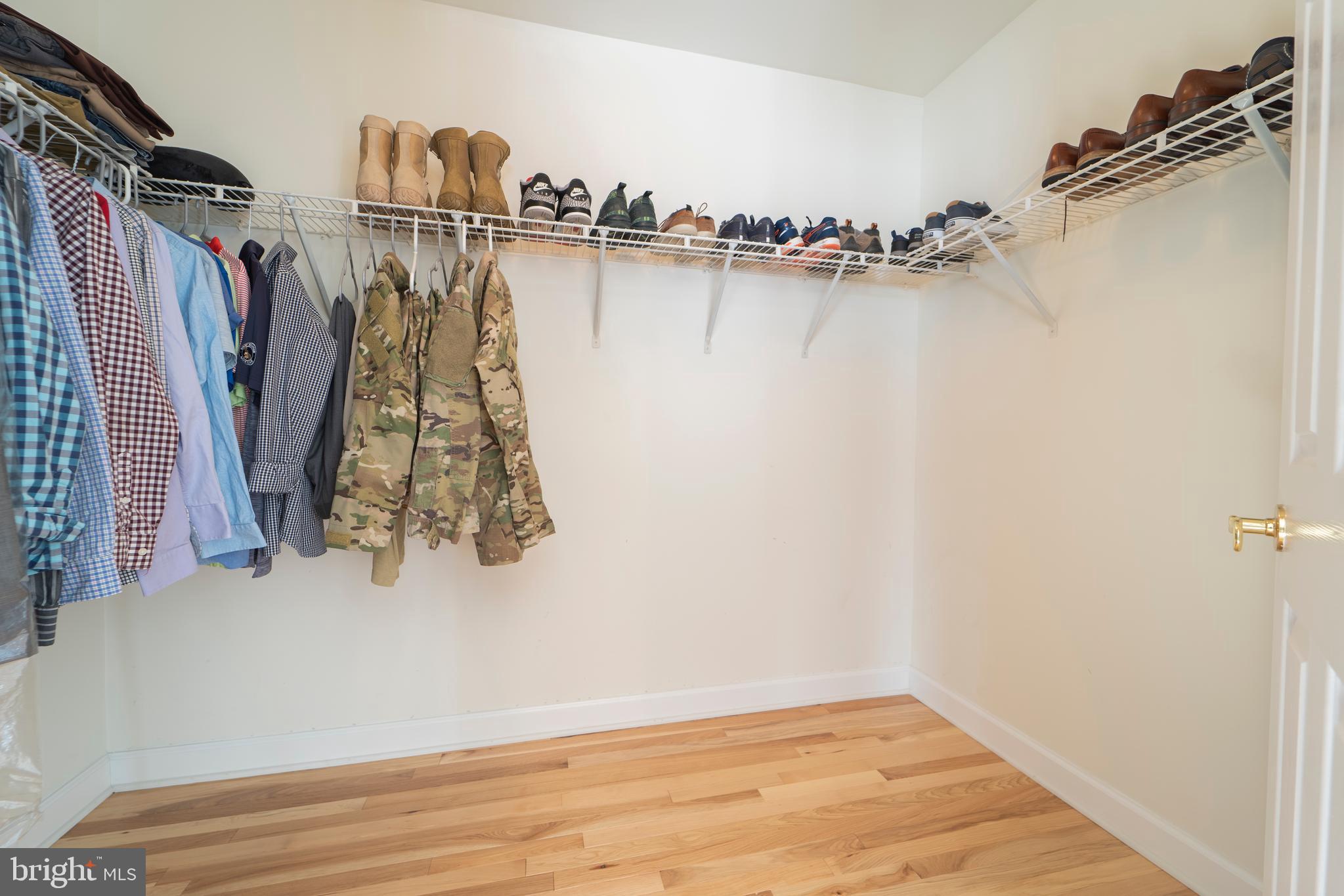 GUNSTON HILL - Residential