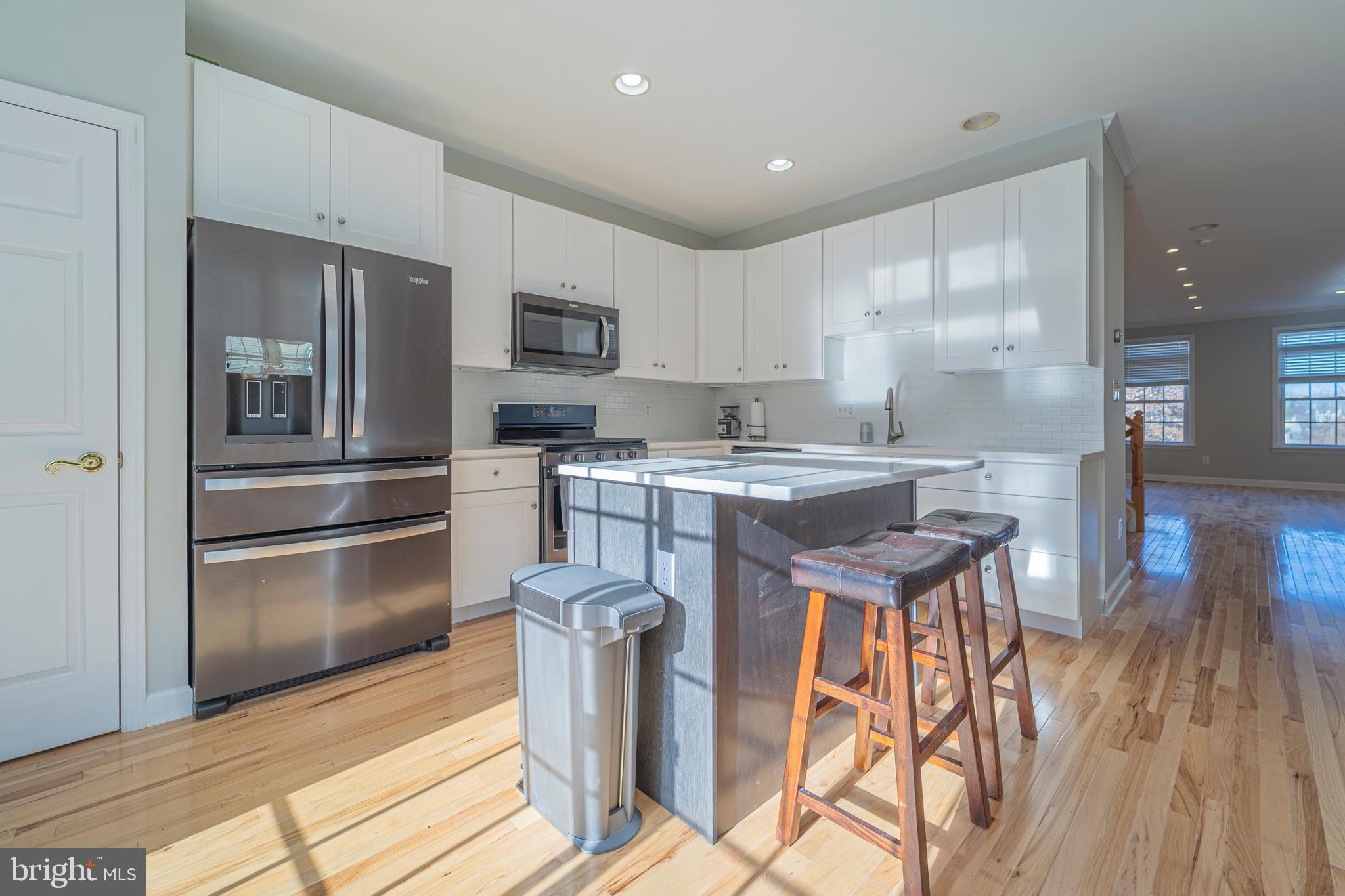 GUNSTON HILL - Residential