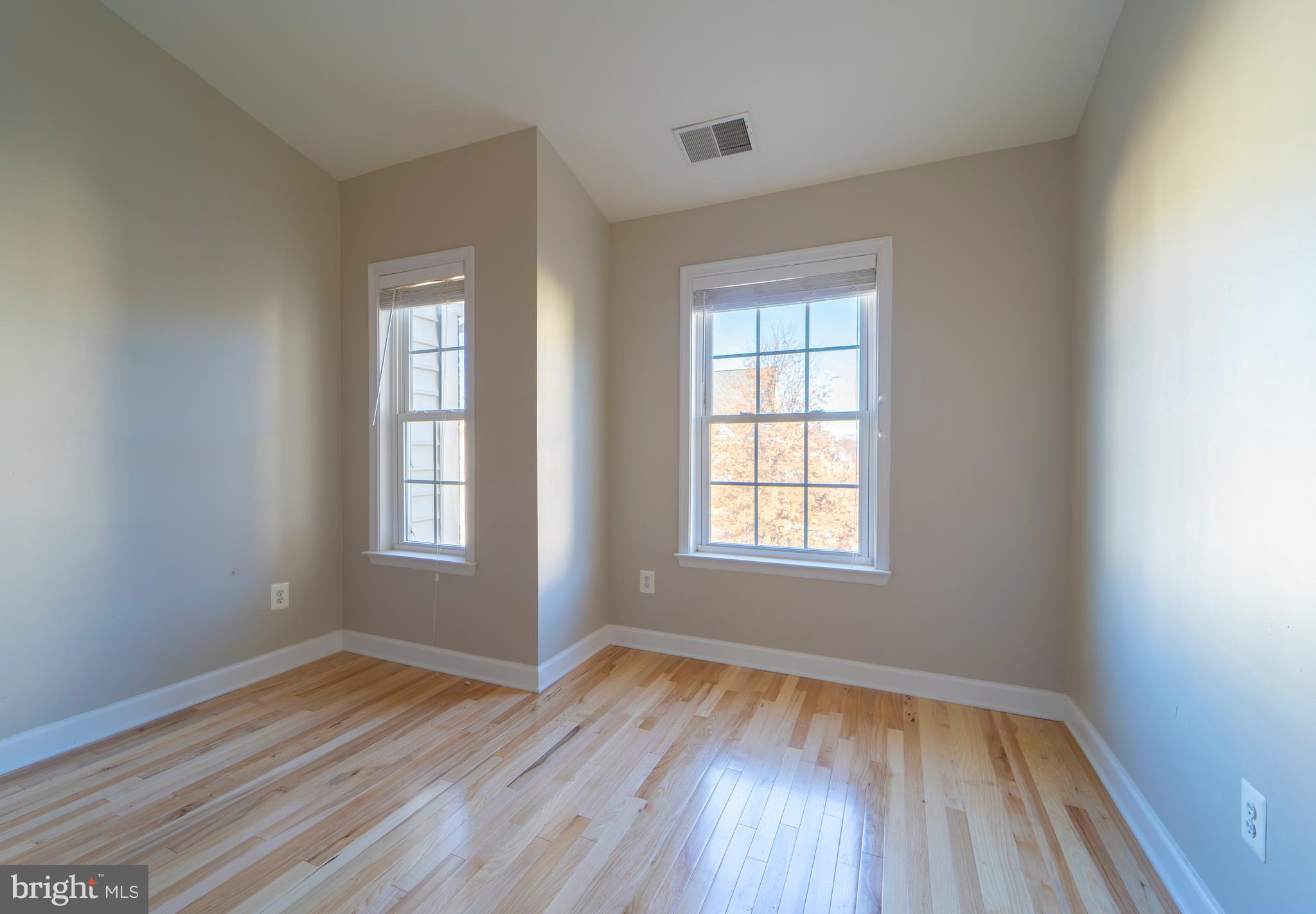 GUNSTON HILL - Residential