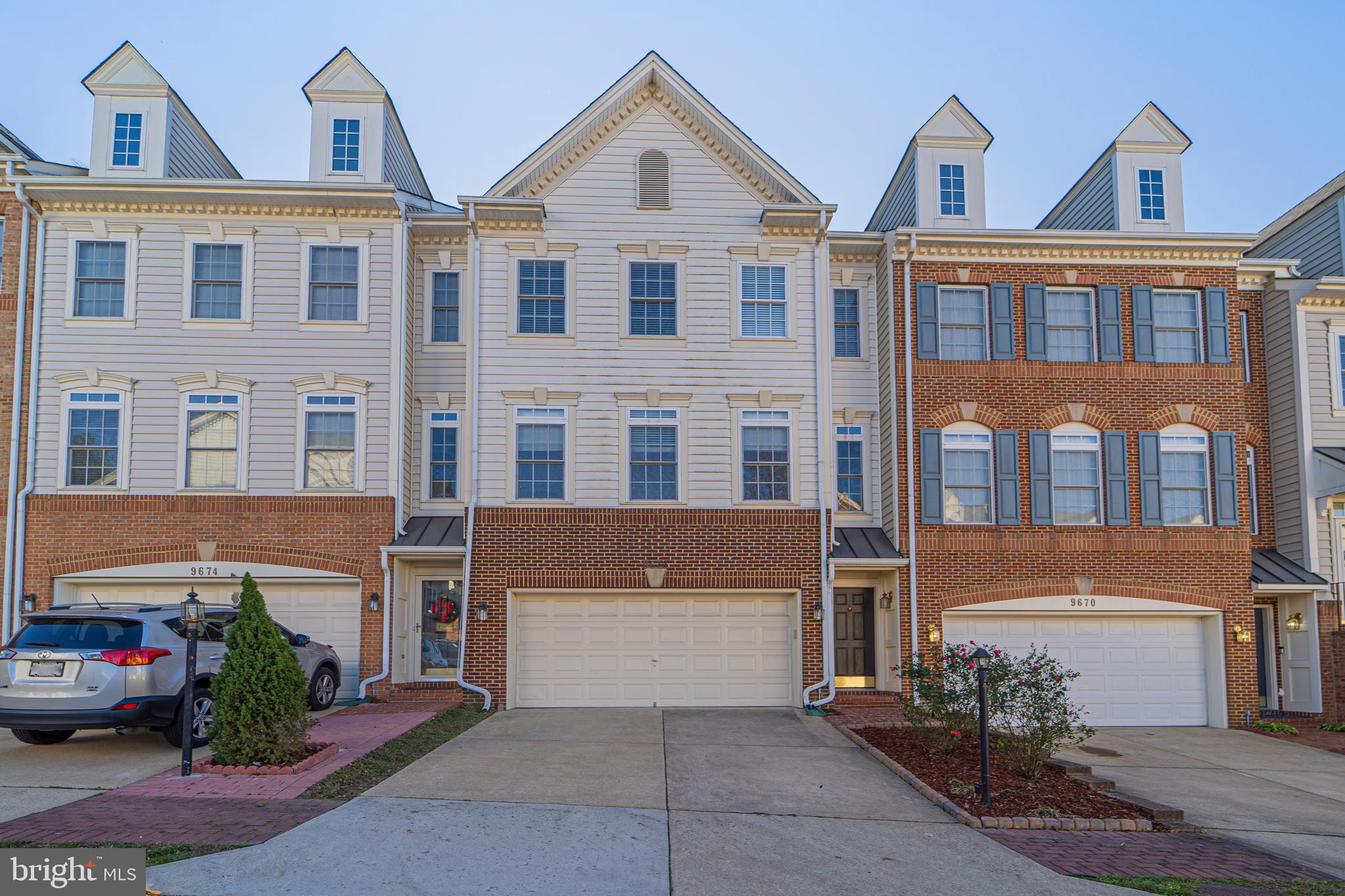 GUNSTON HILL - Residential