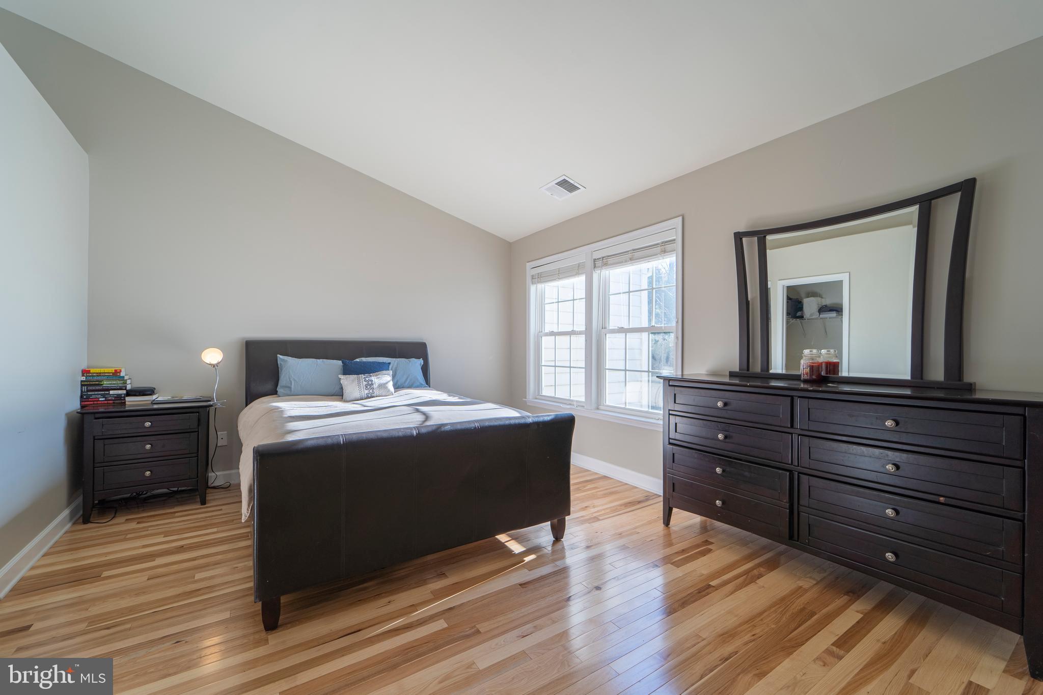 GUNSTON HILL - Residential