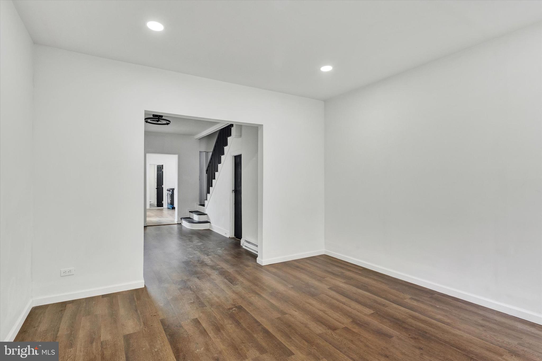 228 S 4TH STREET