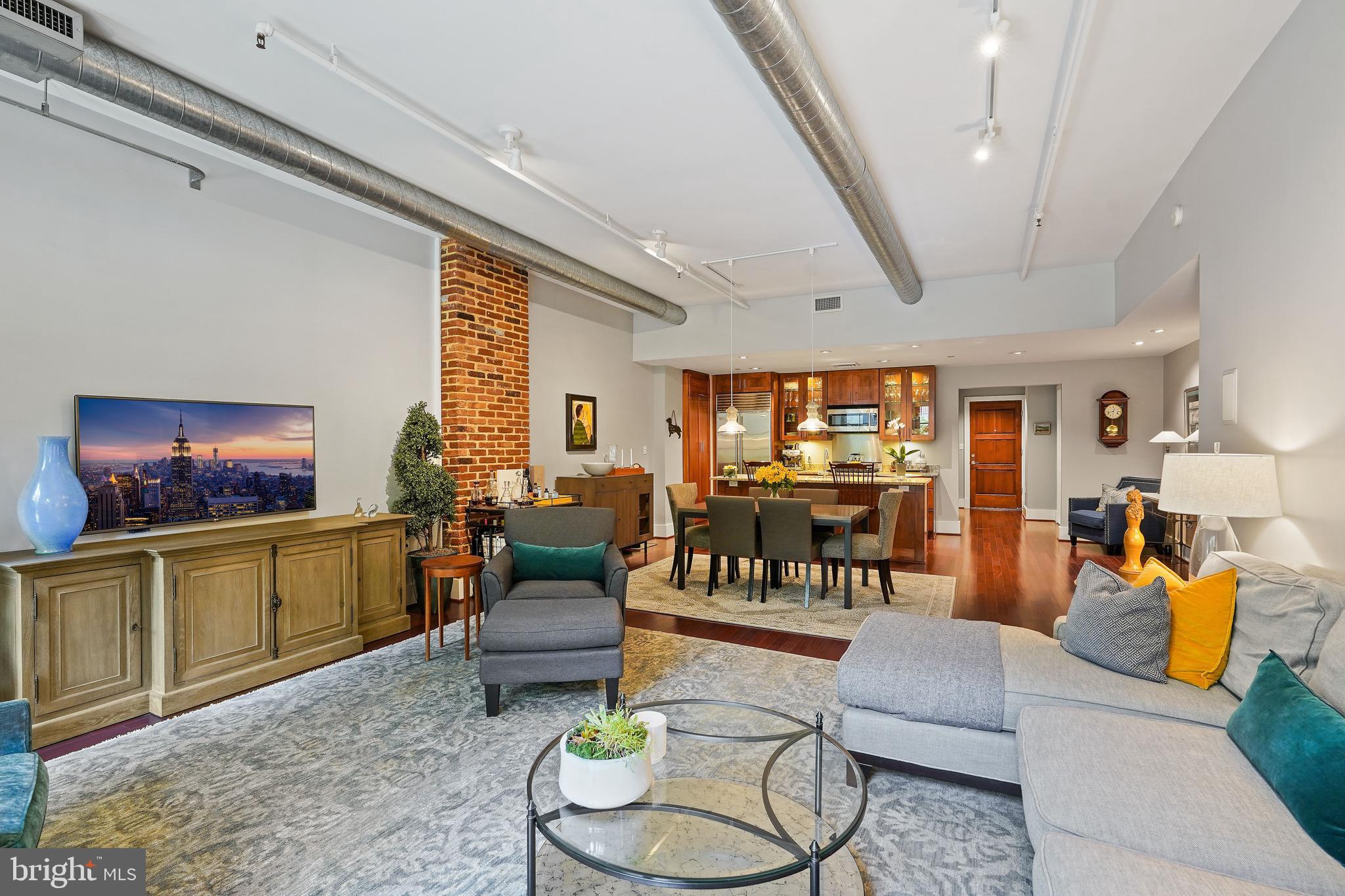 THE WOOSTER AND MERCER LOFTS - Residential