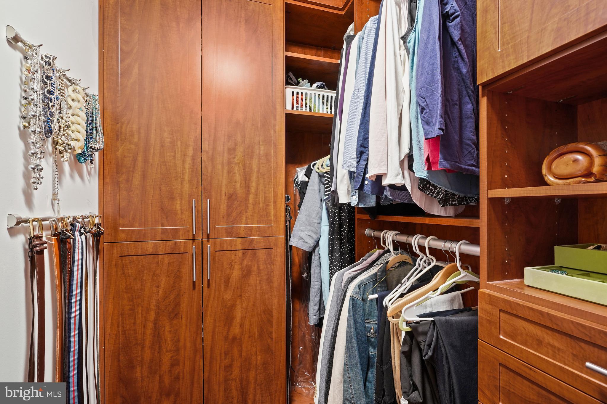 THE WOOSTER AND MERCER LOFTS - Residential