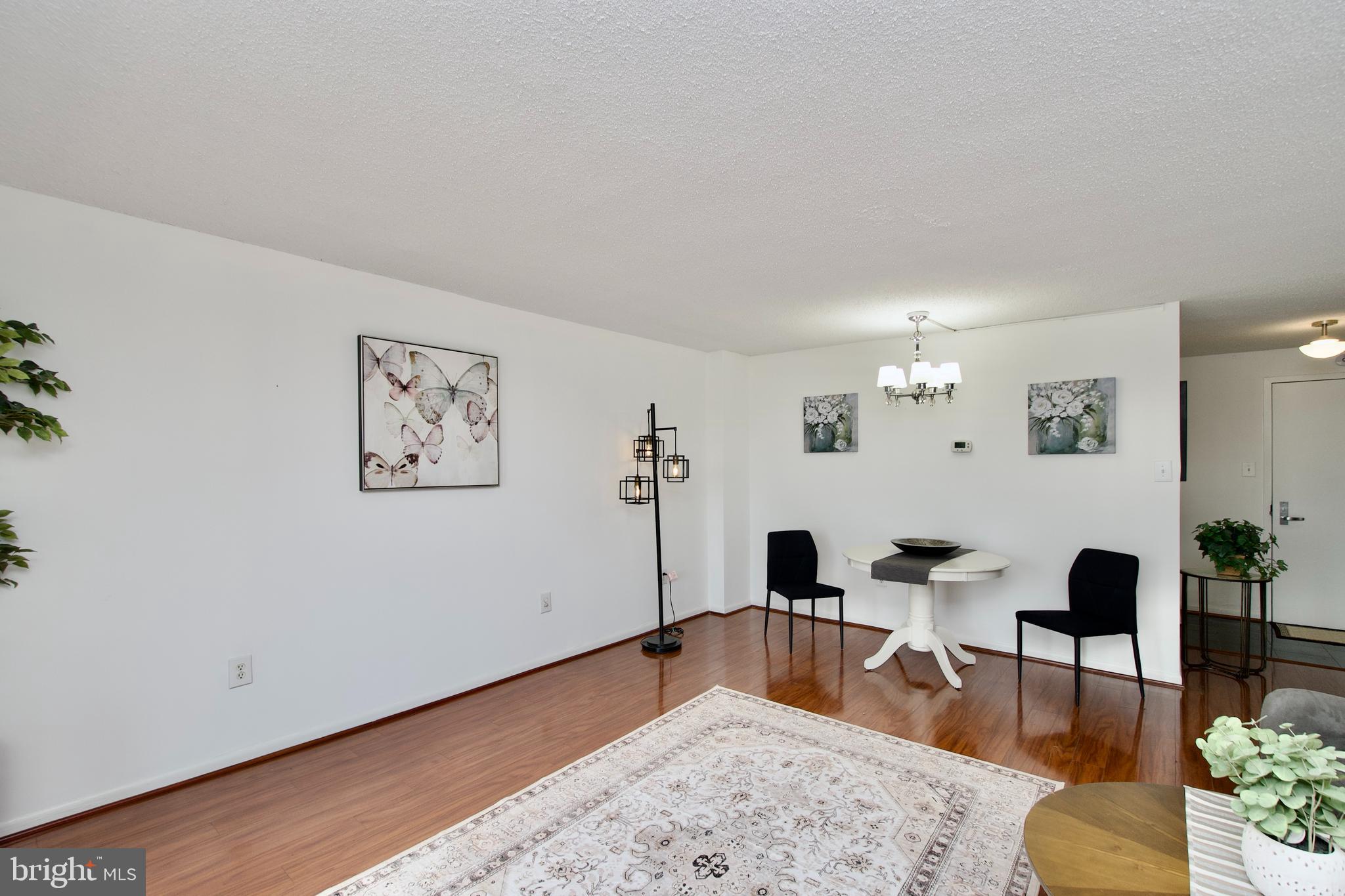 HALLMARK - Residential