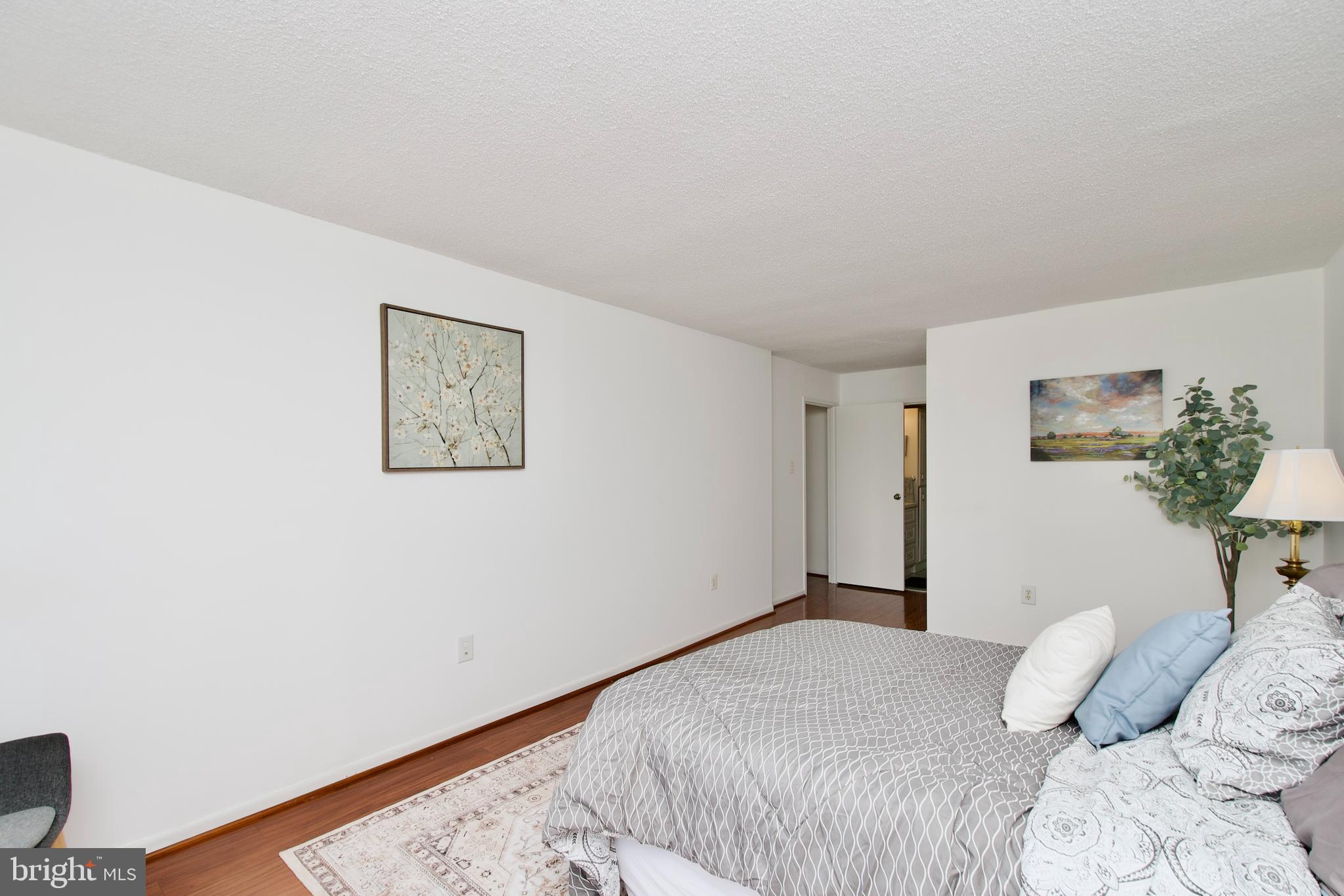 HALLMARK - Residential