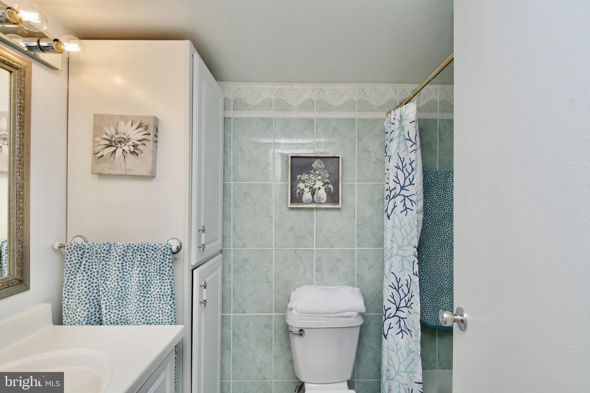 HALLMARK - Residential