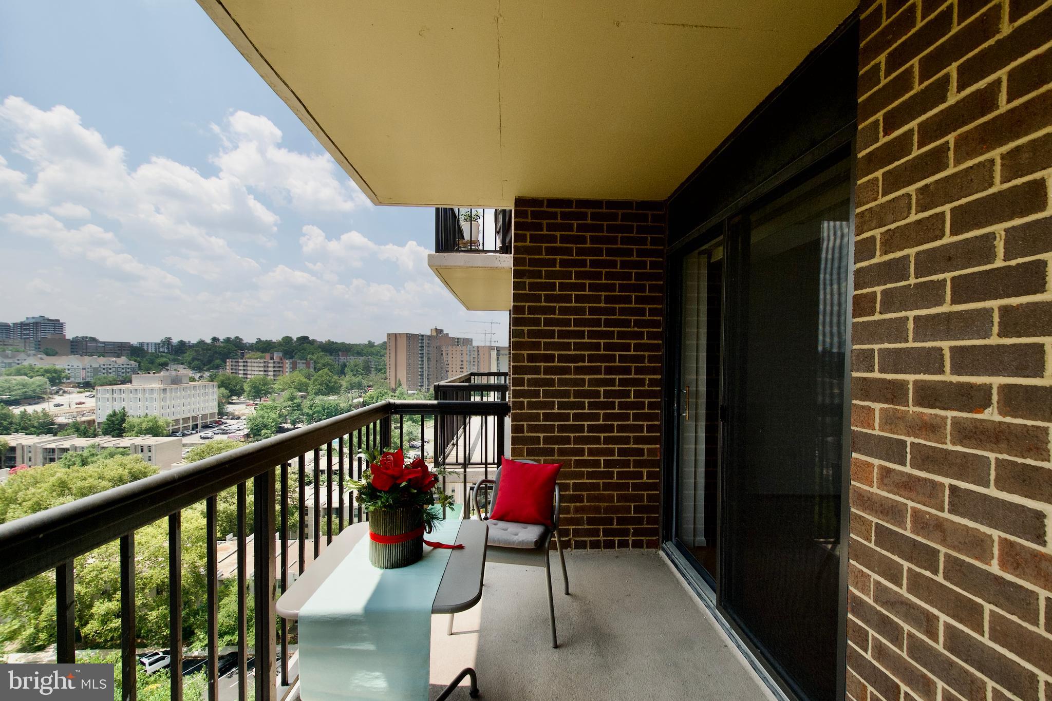 HALLMARK - Residential