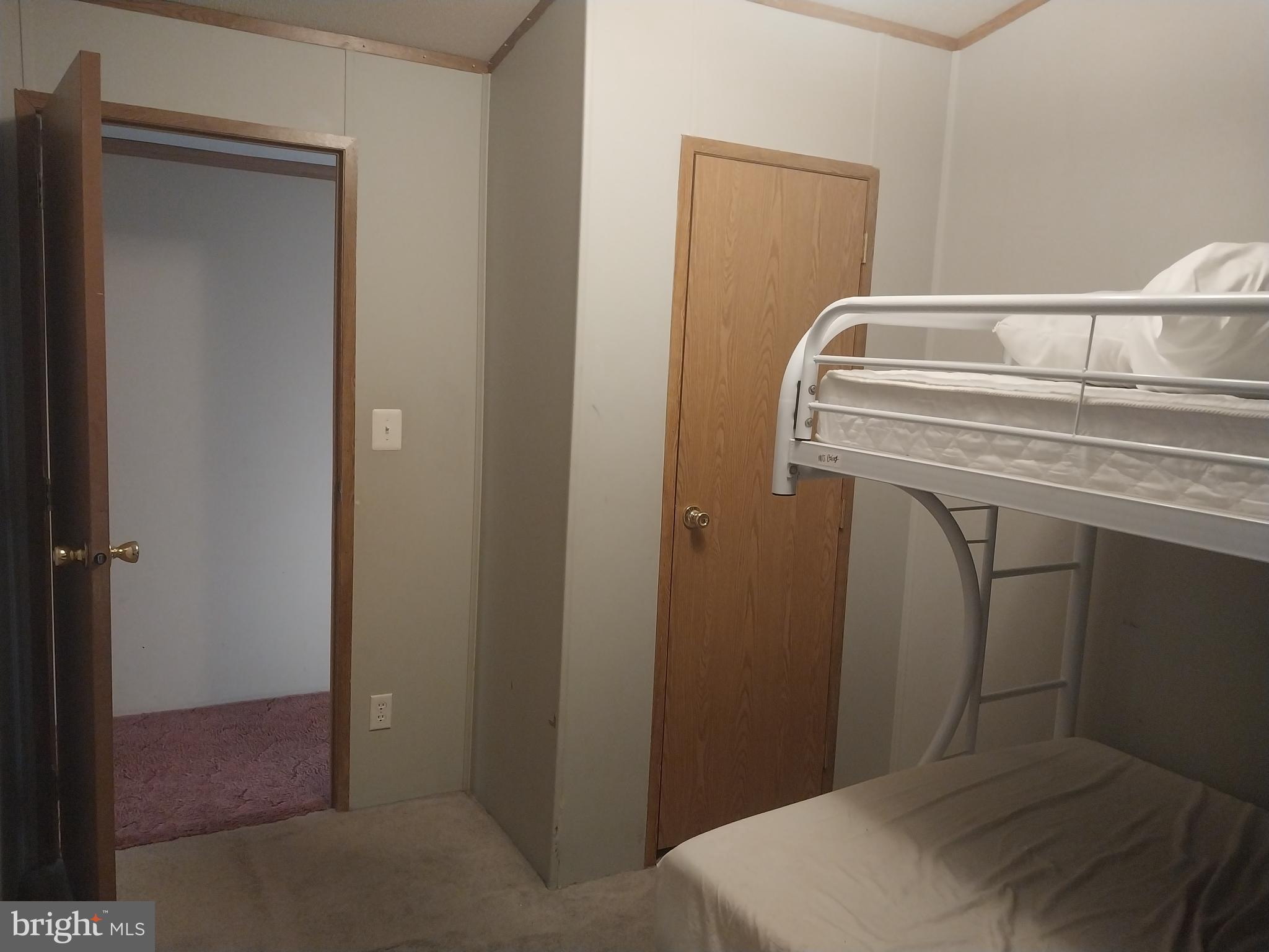 HARFORD MOBILE VILLAGE - Residential