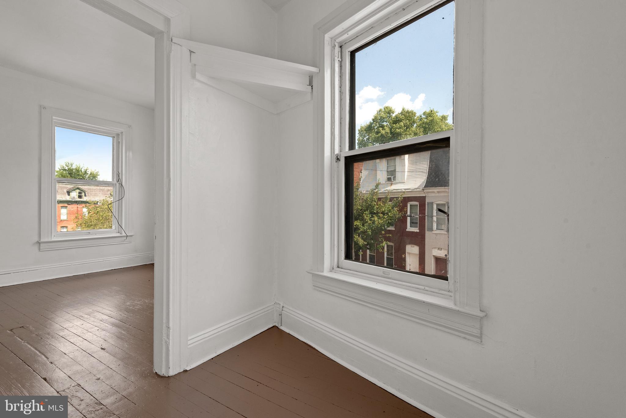 FARQUHAR PARK - Residential