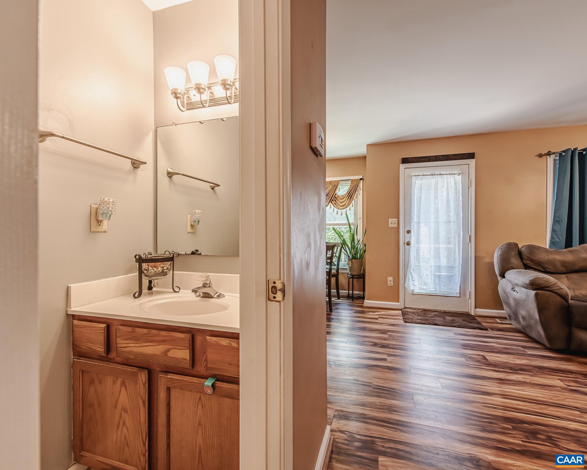 BLACK WALNUT RUN ESTATES - Residential