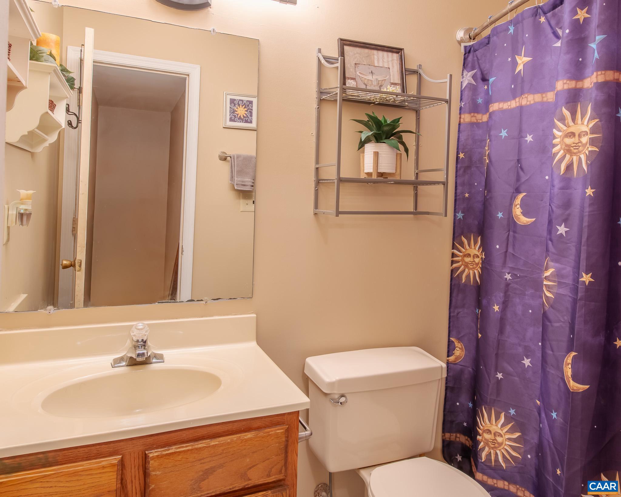 BLACK WALNUT RUN ESTATES - Residential