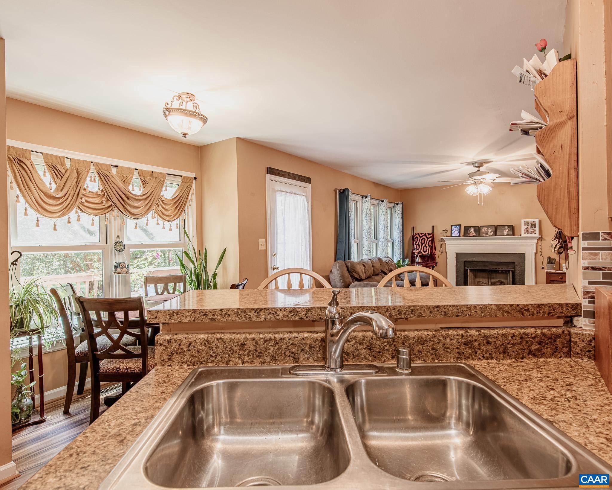 BLACK WALNUT RUN ESTATES - Residential