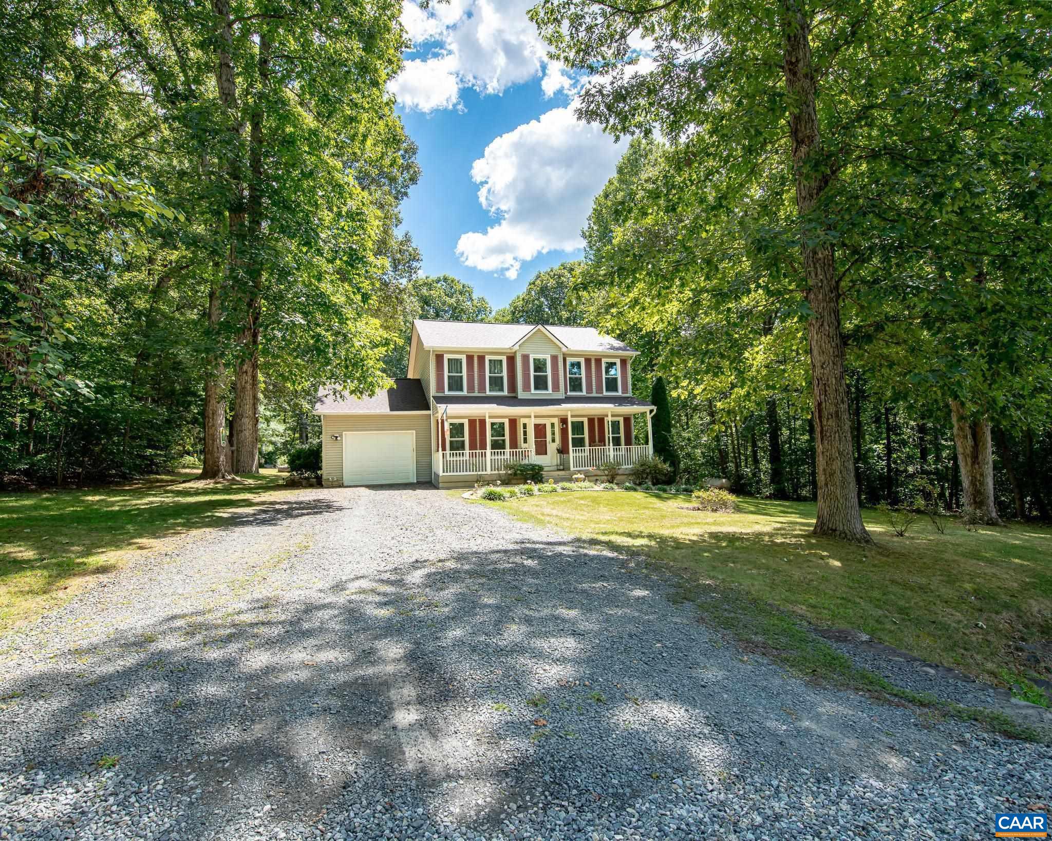 BLACK WALNUT RUN ESTATES - Residential