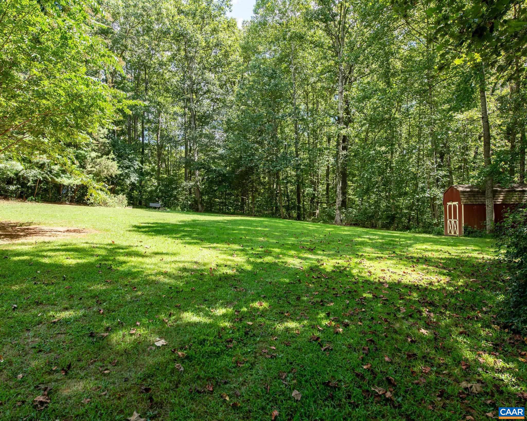 BLACK WALNUT RUN ESTATES - Residential