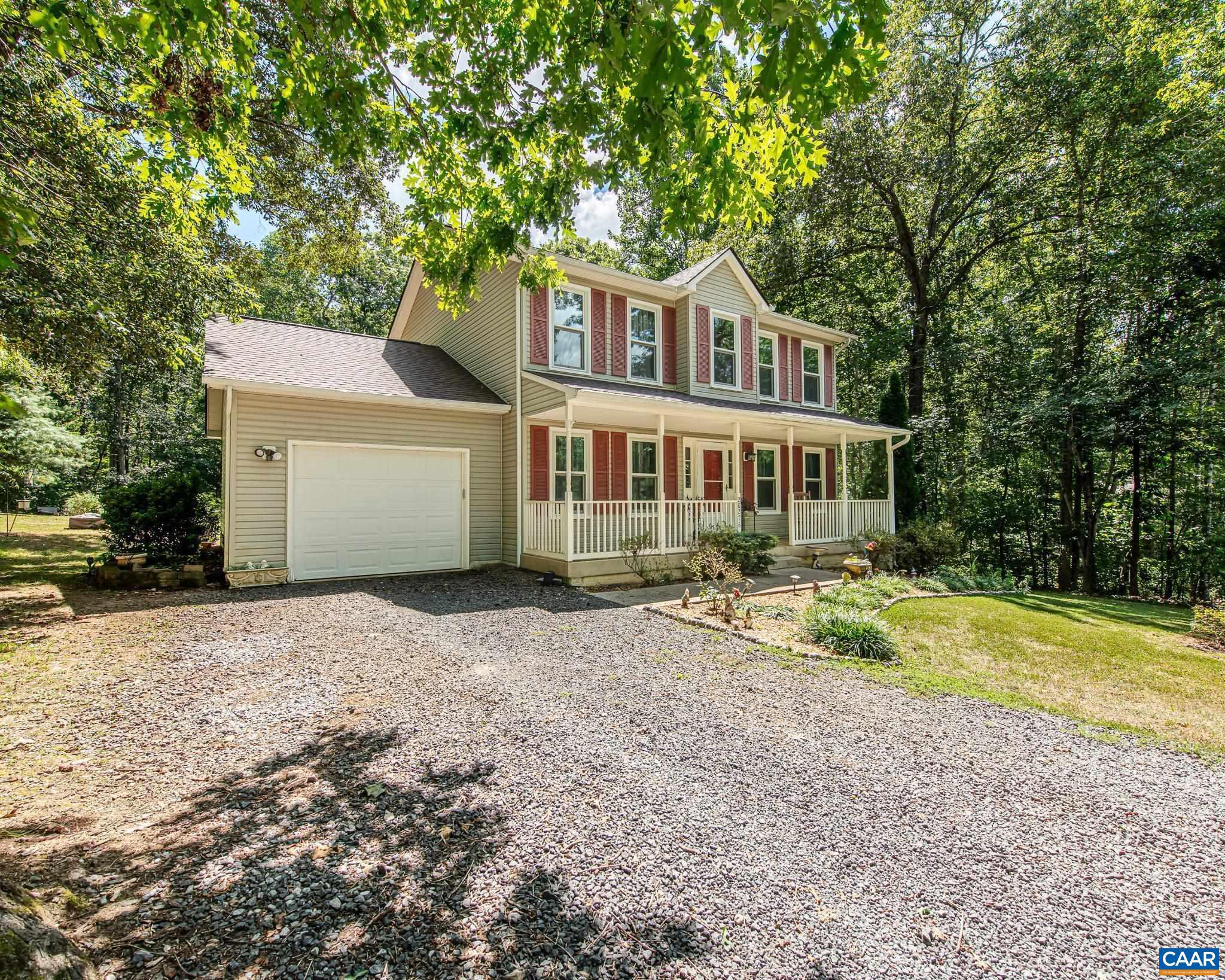 BLACK WALNUT RUN ESTATES - Residential