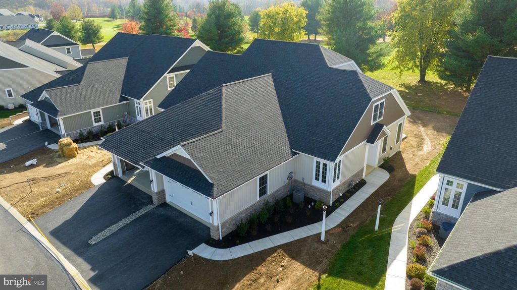 Photo of 106 MAGUIRE CT #62, MILLERSVILLE, PA 17551 (MLS # PALA2029300)