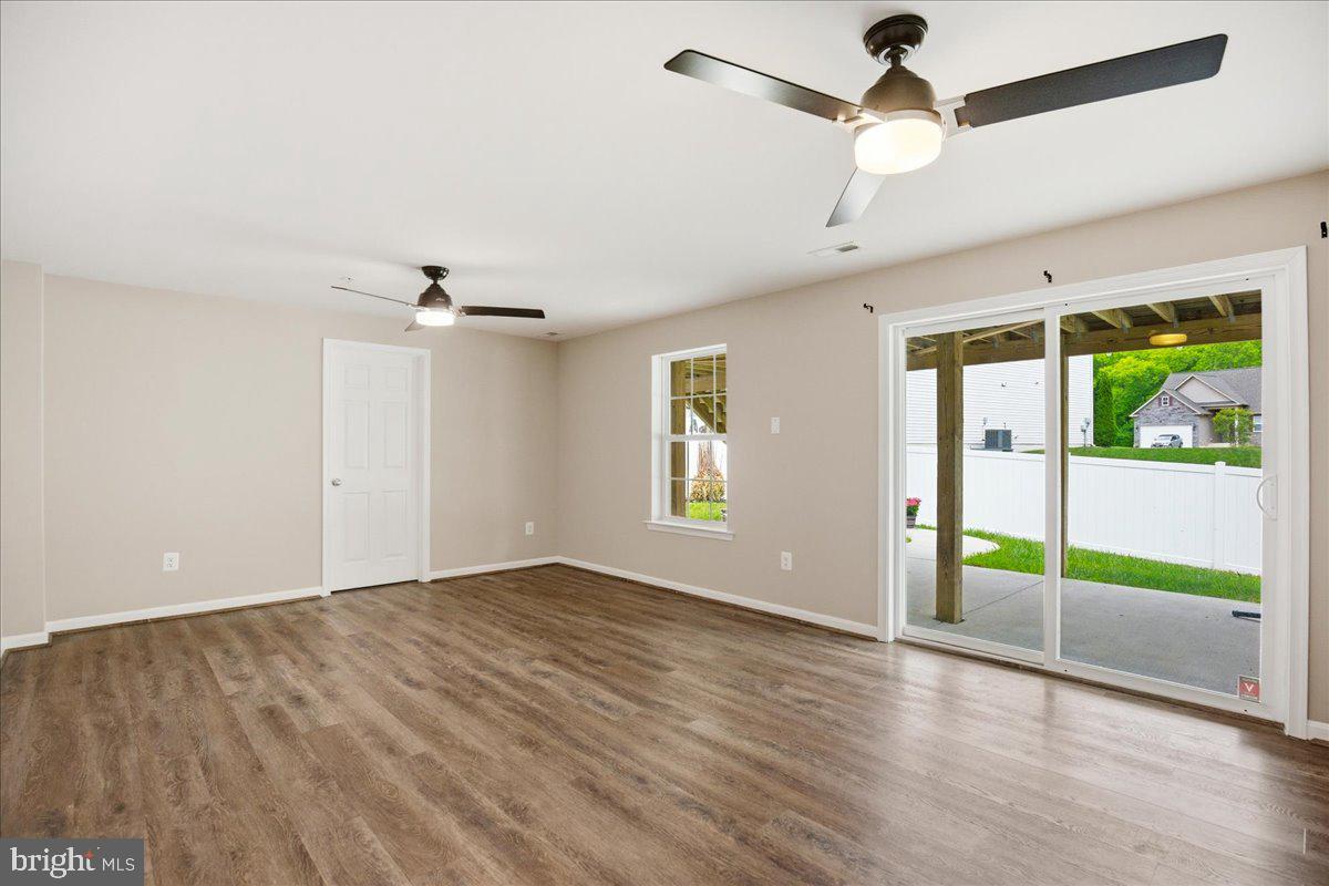 PRINCE FREDERICK CROSSING - Residential