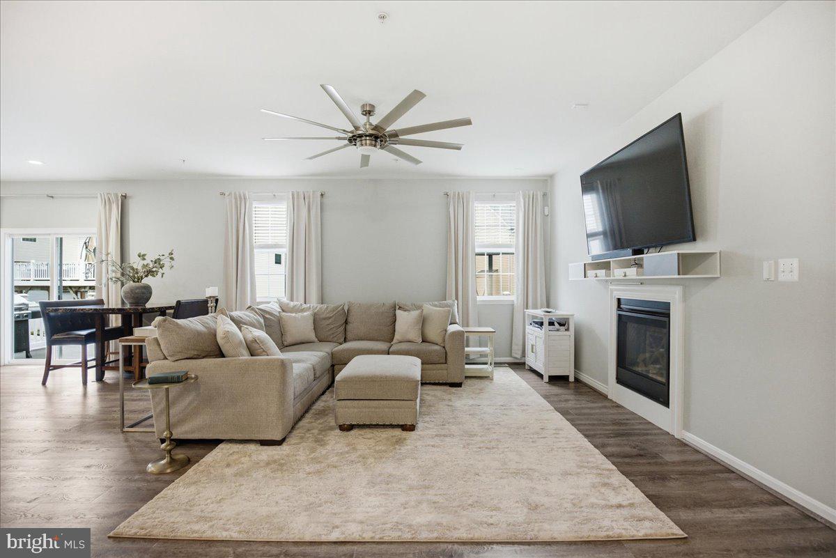 PRINCE FREDERICK CROSSING - Residential