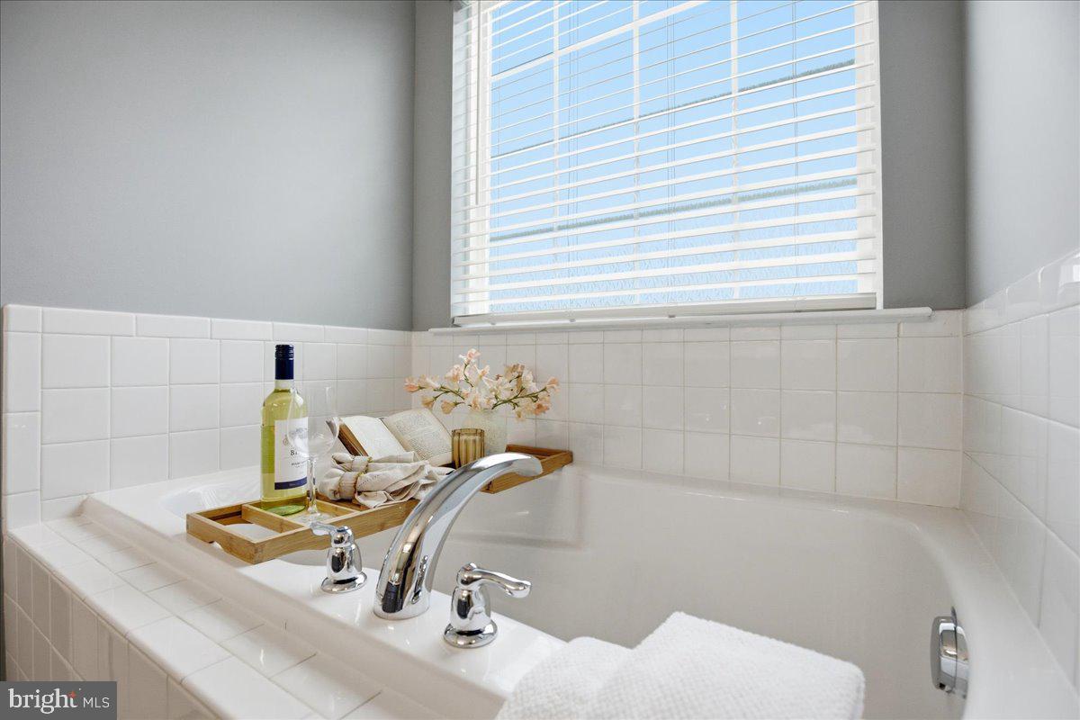 PRINCE FREDERICK CROSSING - Residential