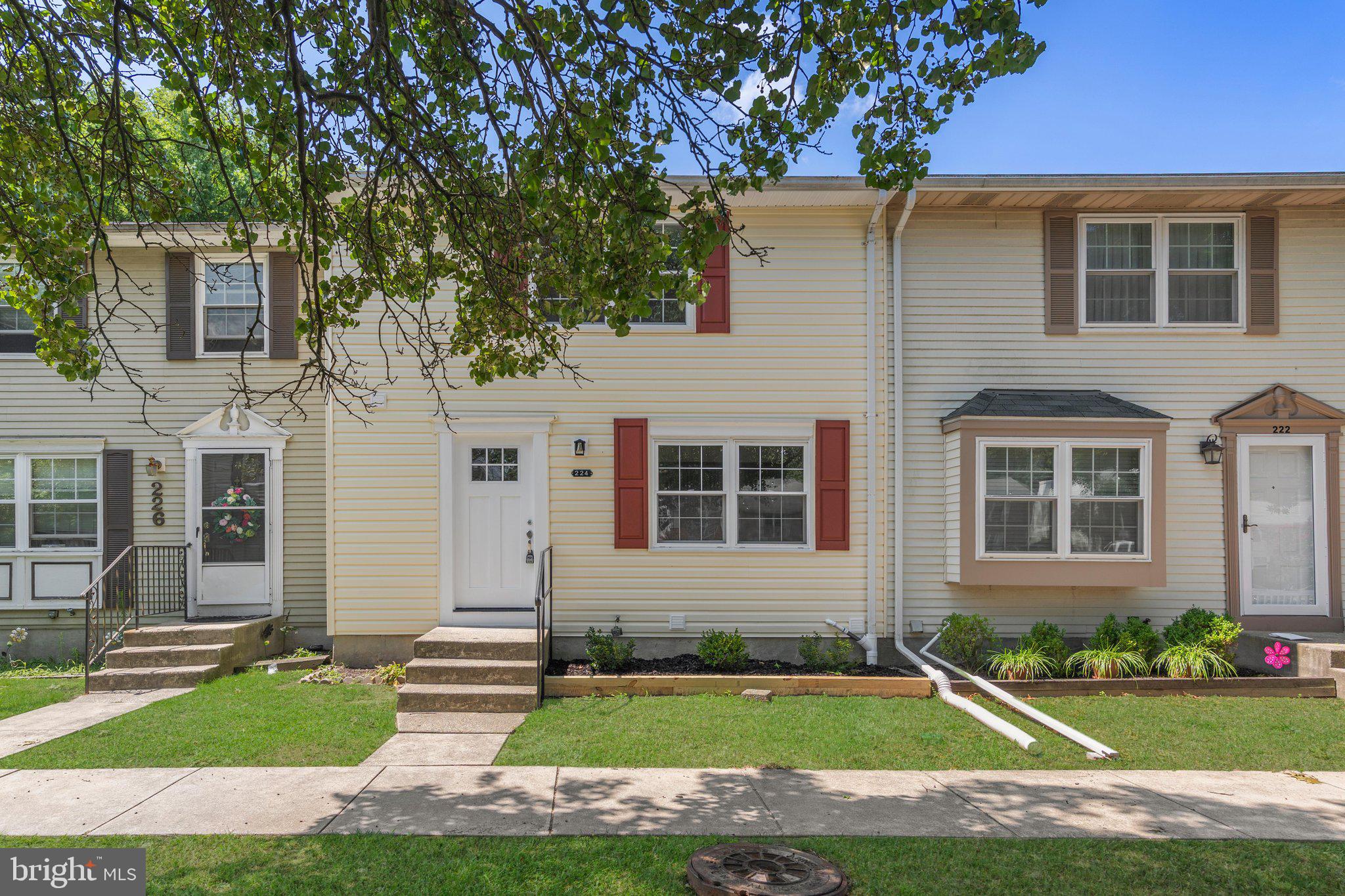 224 GLENDA COURT