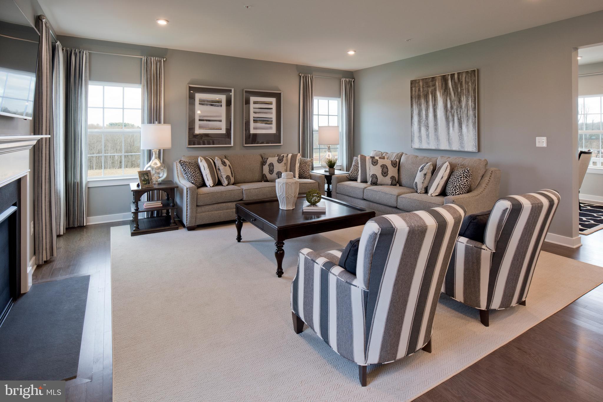 HERITAGE WOODS - Residential