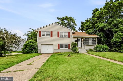 Tiny photo for 103 Memorial Drive, NEW CASTLE, DE 19720 (MLS # DENC2103640)