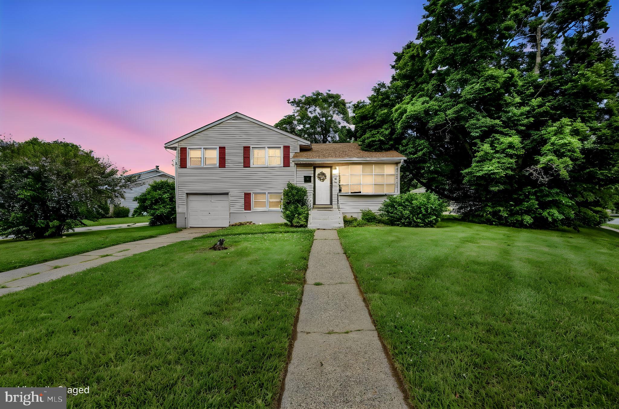 OVERVIEW GARDENS - Residential