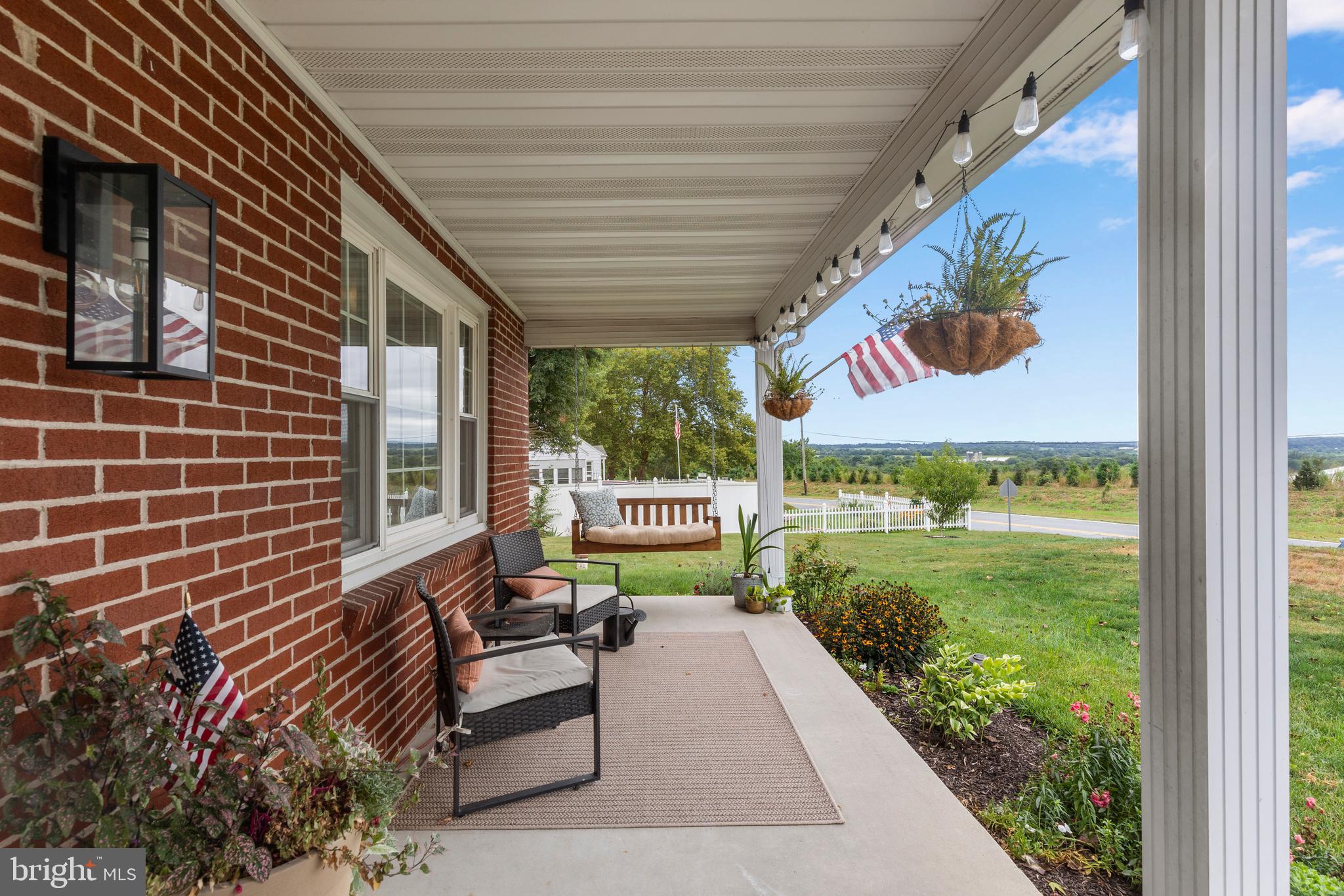 389 SCHOOLHOUSE ROAD