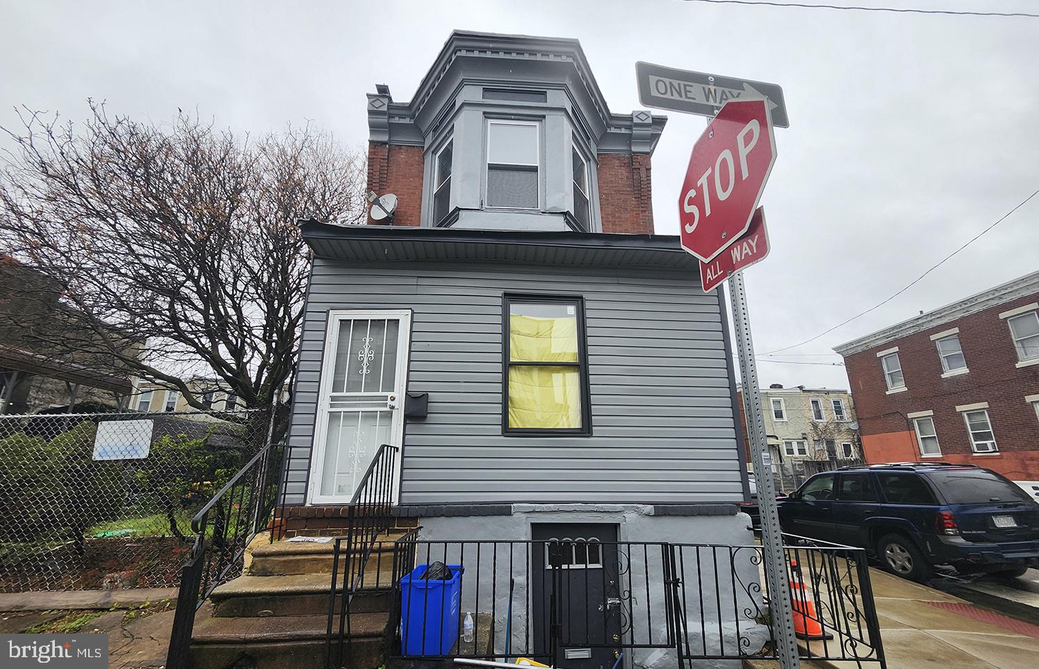 Income-producing duplex in average condition featuring two units. The first-floor unit offers 2 spacious bedrooms, while the second-floor unit includes 1 bedroom. Great opportunity for an investor or owner-occupant looking to generate rental income.
Property is occupied. Occupants are not to be disturbed or contacted under any circumstances. Interior and exterior inspections may not be available, and the property is being sold as is.