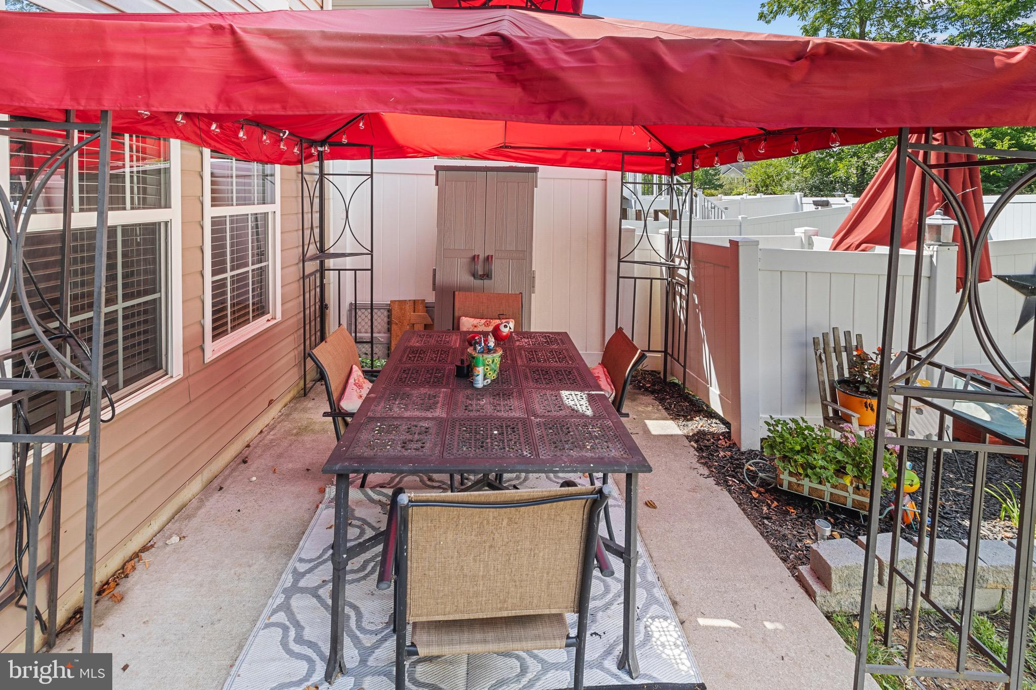 BROOKFIELD ON THE POTOMAC - Residential