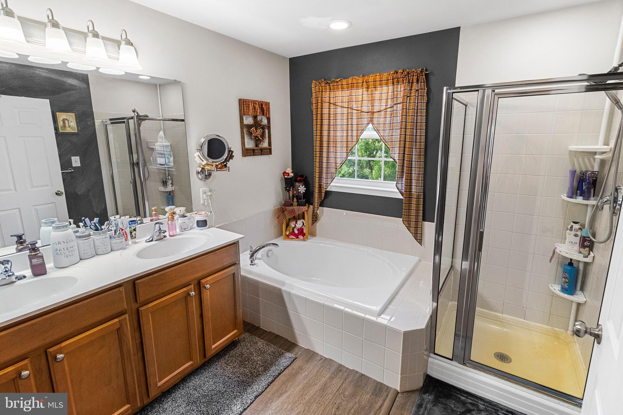 BROOKFIELD ON THE POTOMAC - Residential