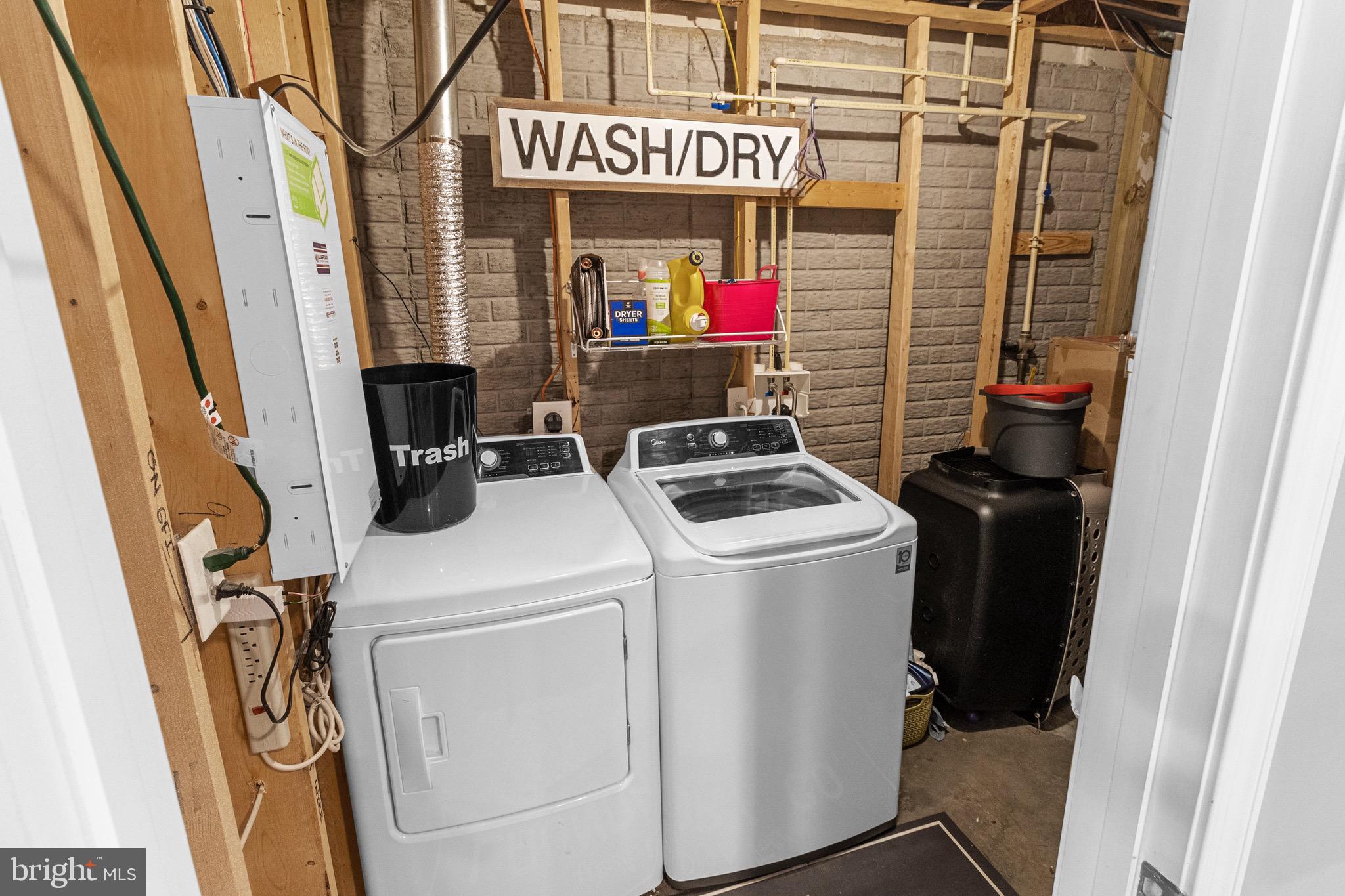 BROOKFIELD ON THE POTOMAC - Residential