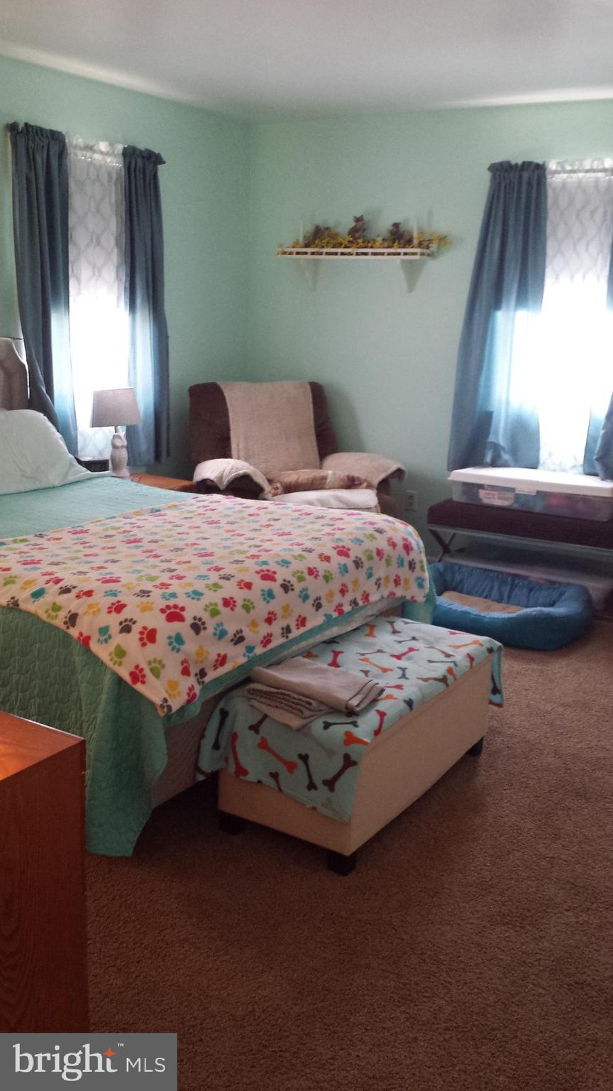 HILLENDALE FARMS - Residential