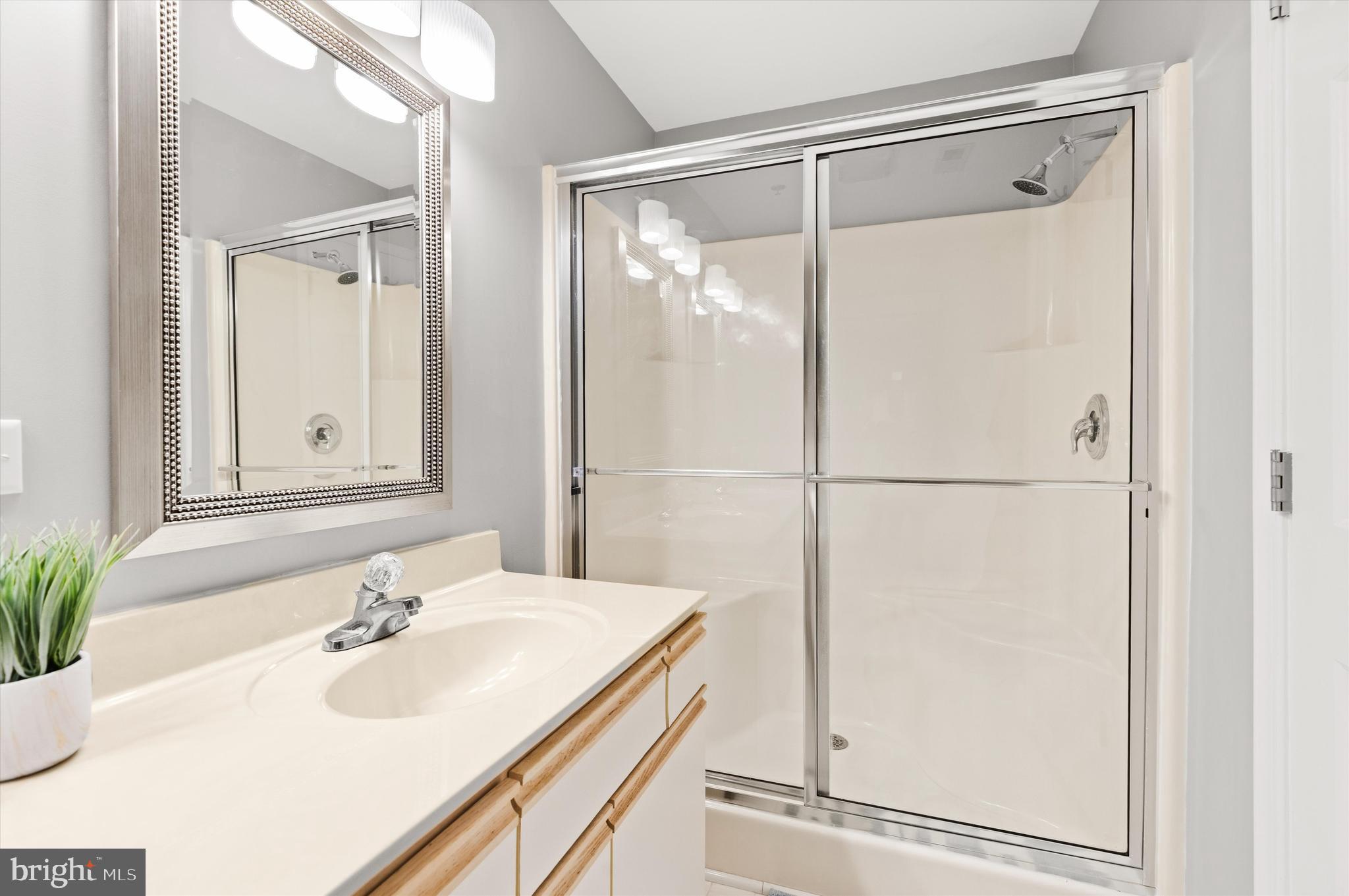 HERON HARBOUR - Residential