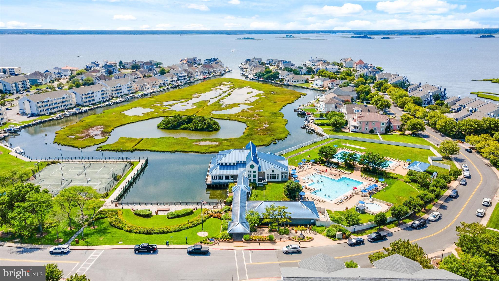 HERON HARBOUR - Residential