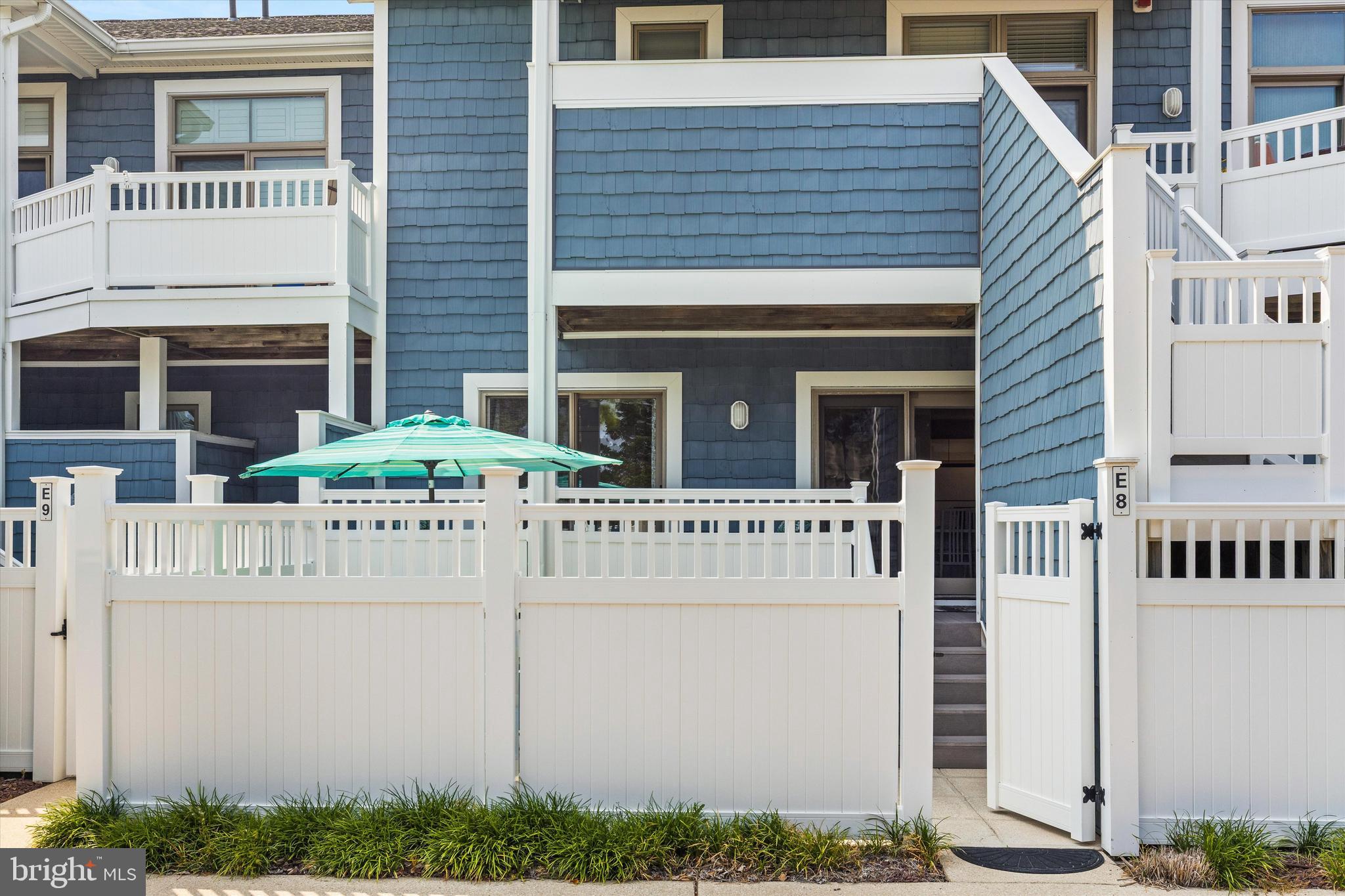 201 S HERON DRIVE 8E1