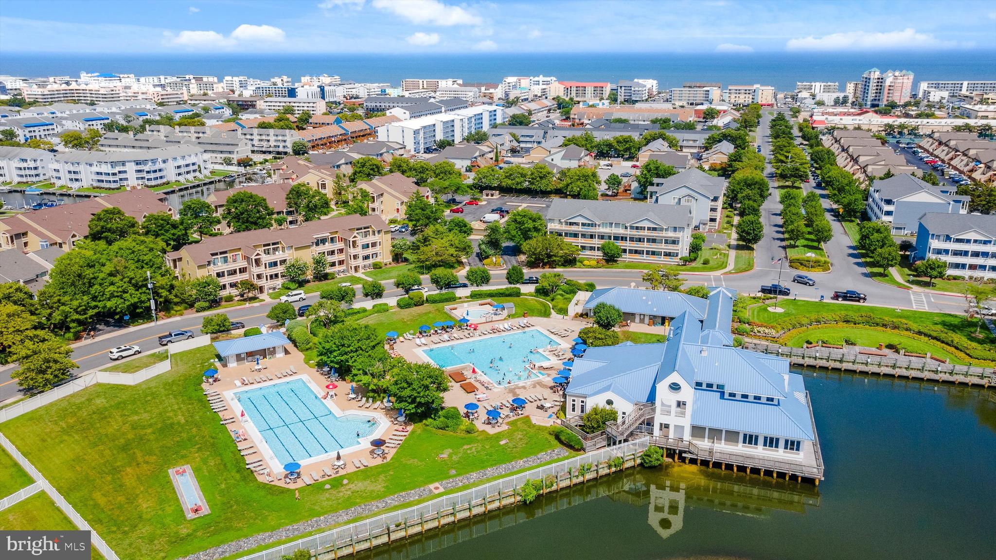 HERON HARBOUR - Residential