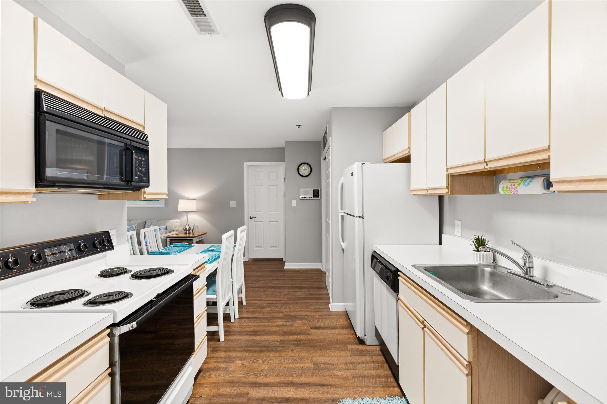 HERON HARBOUR - Residential