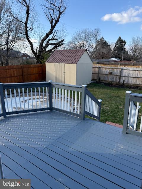 LANGLEY EAST - Residential Lease