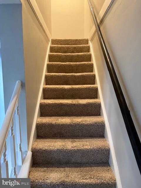 LANGLEY EAST - Residential Lease