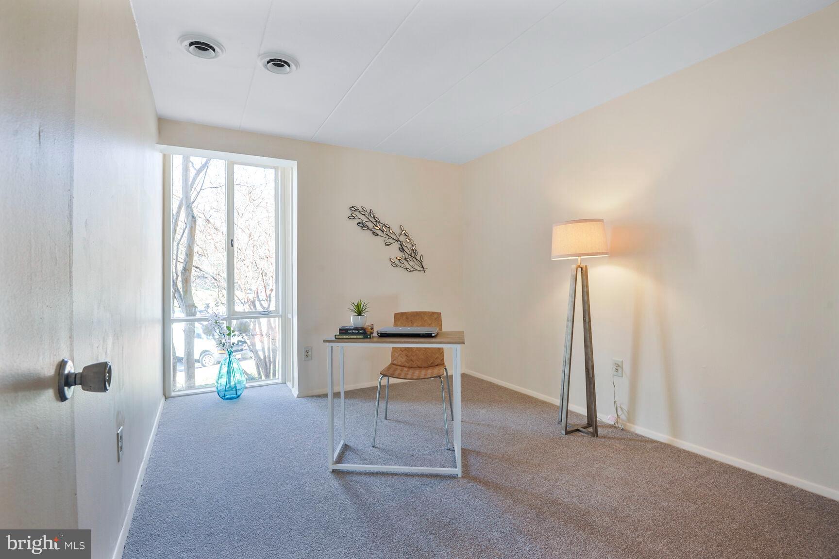 HUNTINGTON CLUB - Residential