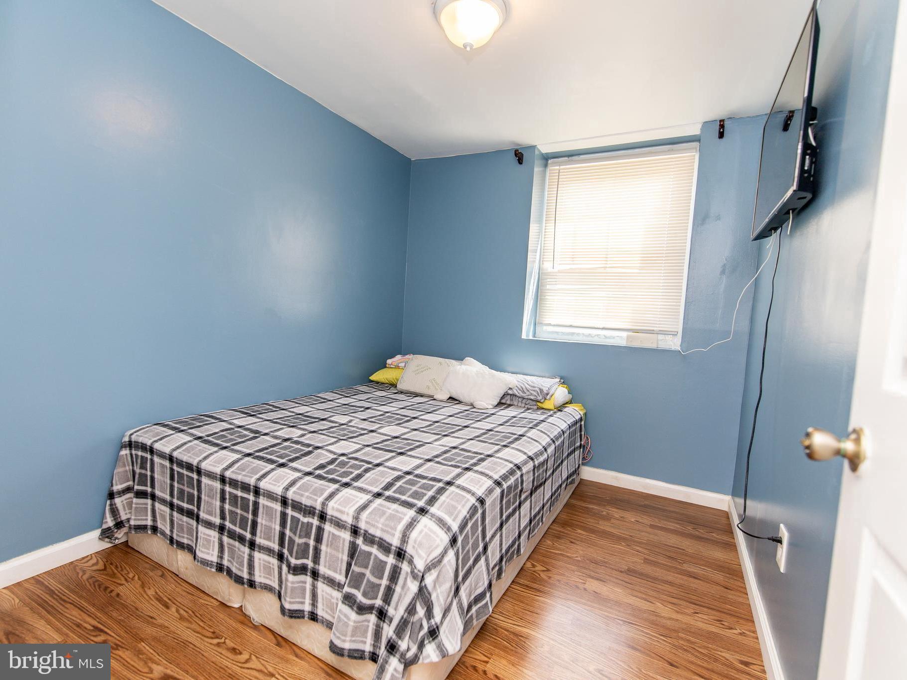 WINDMILL SQUARE - Residential