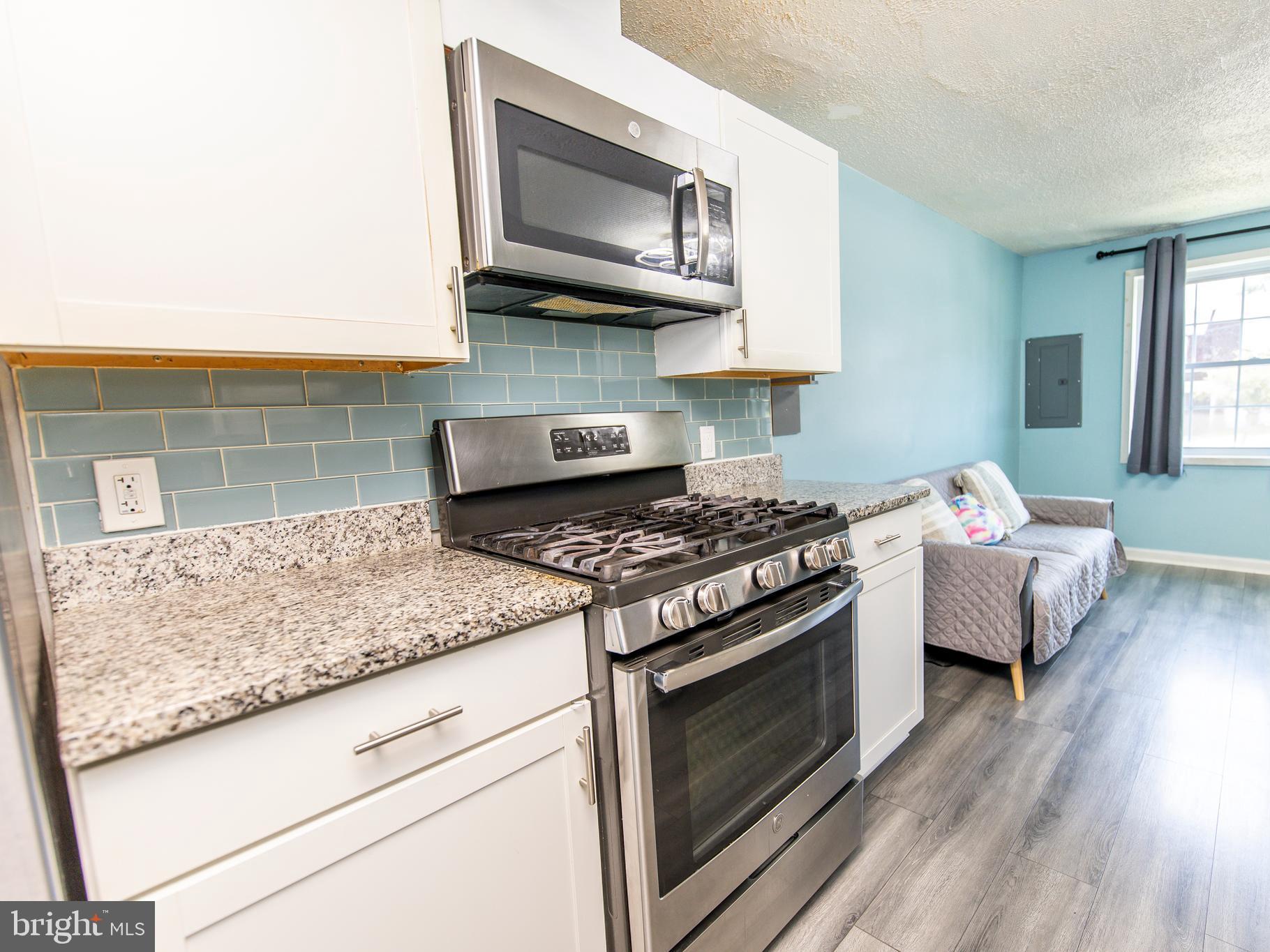 WINDMILL SQUARE - Residential