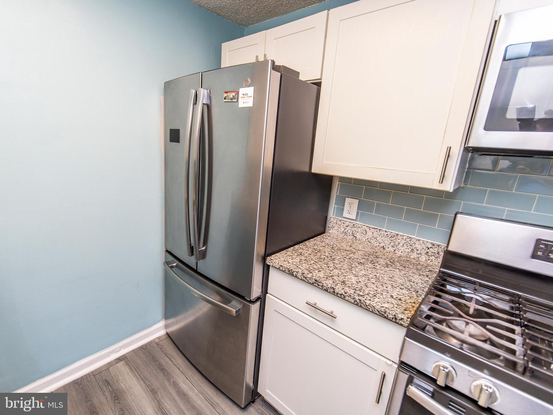 WINDMILL SQUARE - Residential