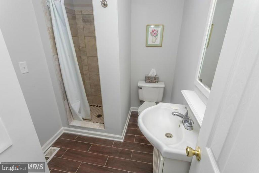 STAFFORD GREENS - Residential