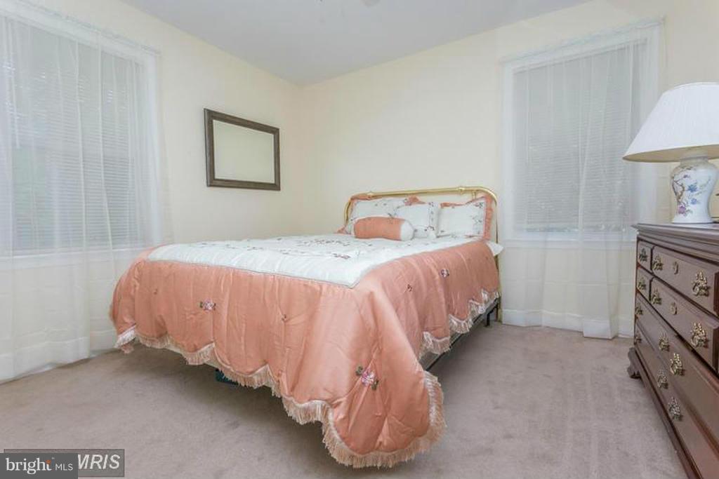 STAFFORD GREENS - Residential