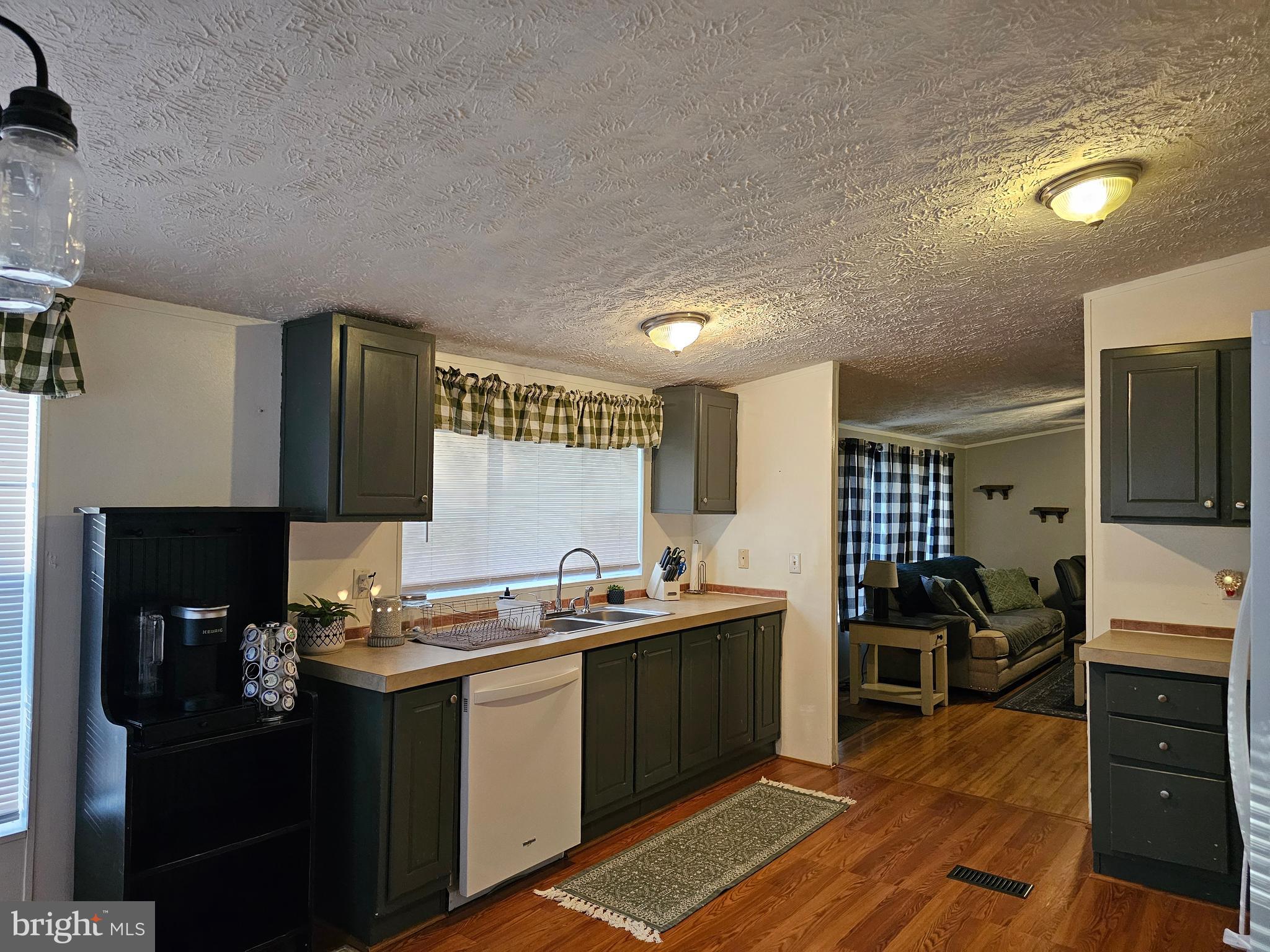 ROLLING SPRINGS FARMS WEST - Residential