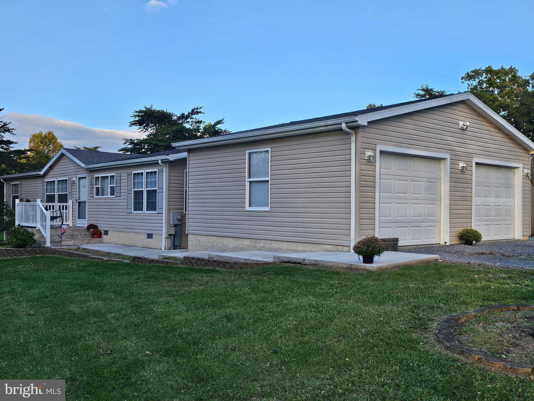 ROLLING SPRINGS FARMS WEST - Residential