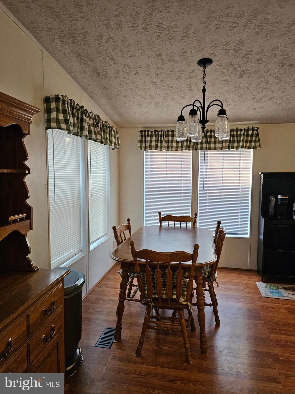 ROLLING SPRINGS FARMS WEST - Residential